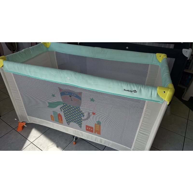 Lit parapluie anis