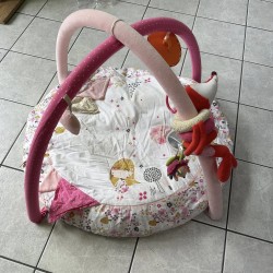 Joli tapis d'éveil petite fée