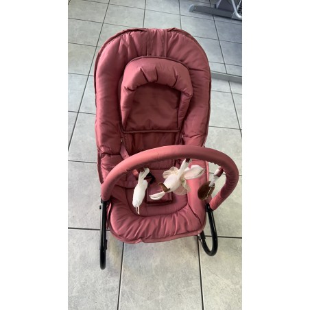 Transat rose avec arche de jeux