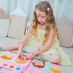 Livre sticker book