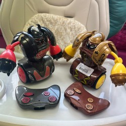 Lot de 2 robots télécommandés