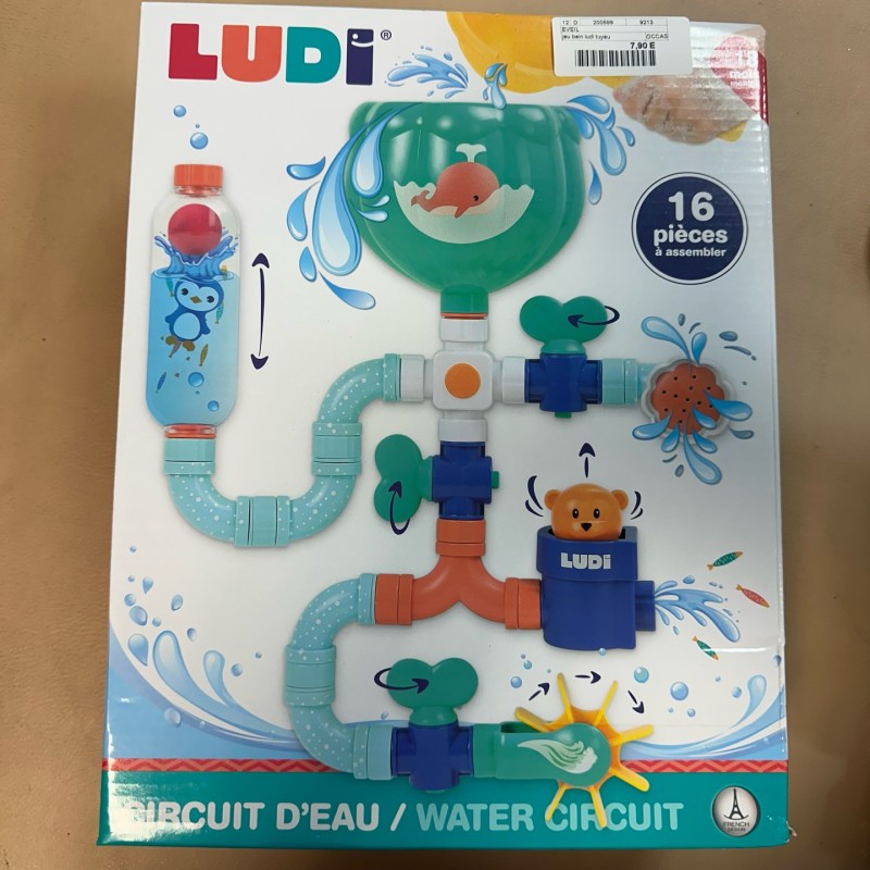 Jeu de bain non ouvert