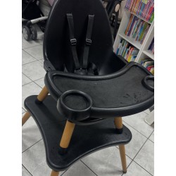 Chaise haute transformable en bureau