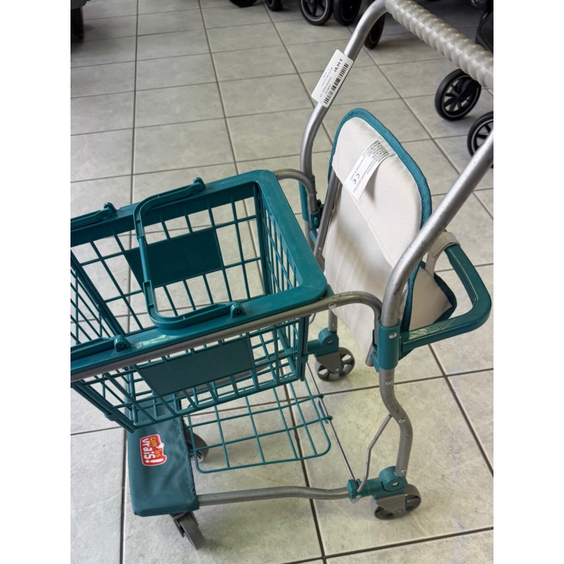 Joli petit chariot de courses