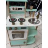 Jolie petite cuisine et ses accessoires